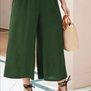 Green flowers pants
